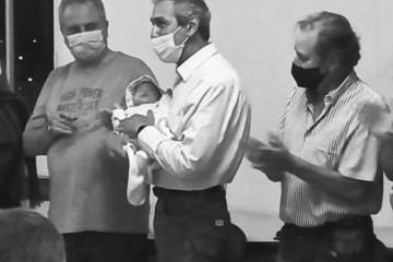 QUE SE VENGAN LOS CHICOS DE TODAS PARTES... 